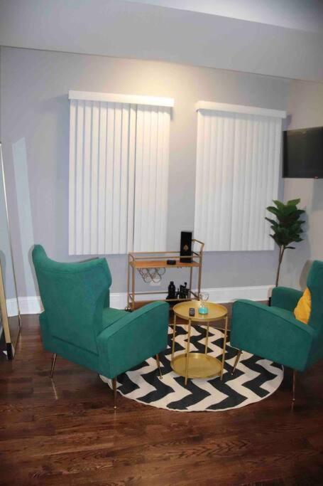 Upscale Apartment Westside Of Chicago Ngoại thất bức ảnh