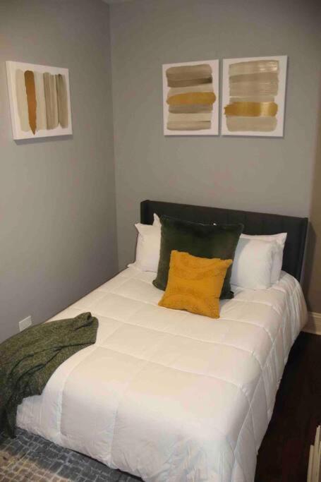 Upscale Apartment Westside Of Chicago Ngoại thất bức ảnh